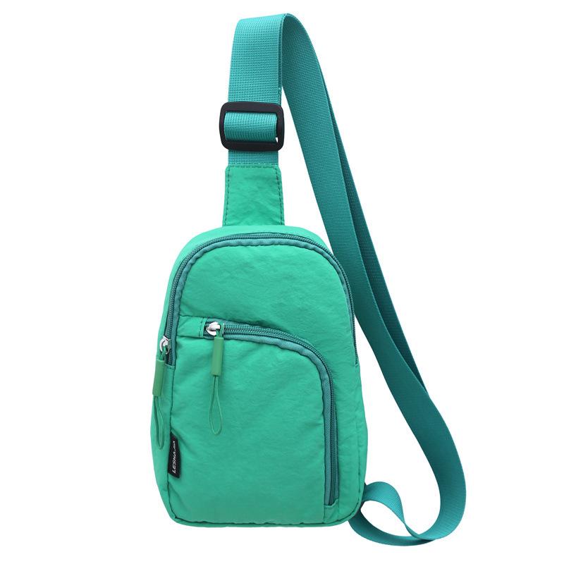 Exquisite and Fashionable Small Men's and Women's Breast Bags, Mobile Phone Bags, Spring New Light Commuter Shoulder Messenger Bags