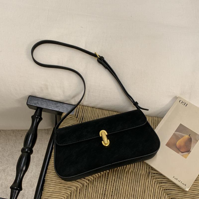 Niche underarm bag women s winter new women s bag trendy and beautiful fashion shoulder bag lock small square bag