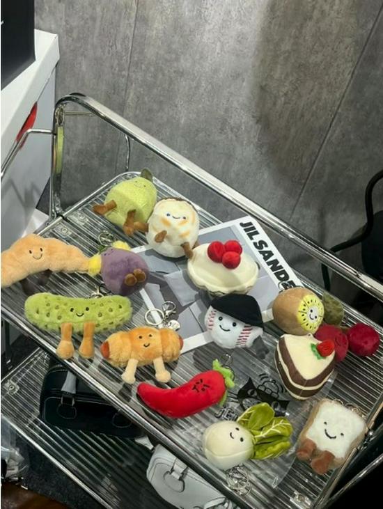 Kolekce plyšových klíčenek ve stylu Jellycat: Roztomilá panenka, hračka, dárek