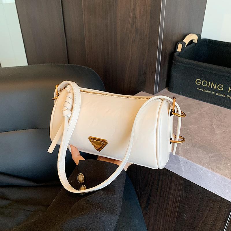 

Small bag women s new retro underarm pillow bag high-end versatile shoulder messenger bag