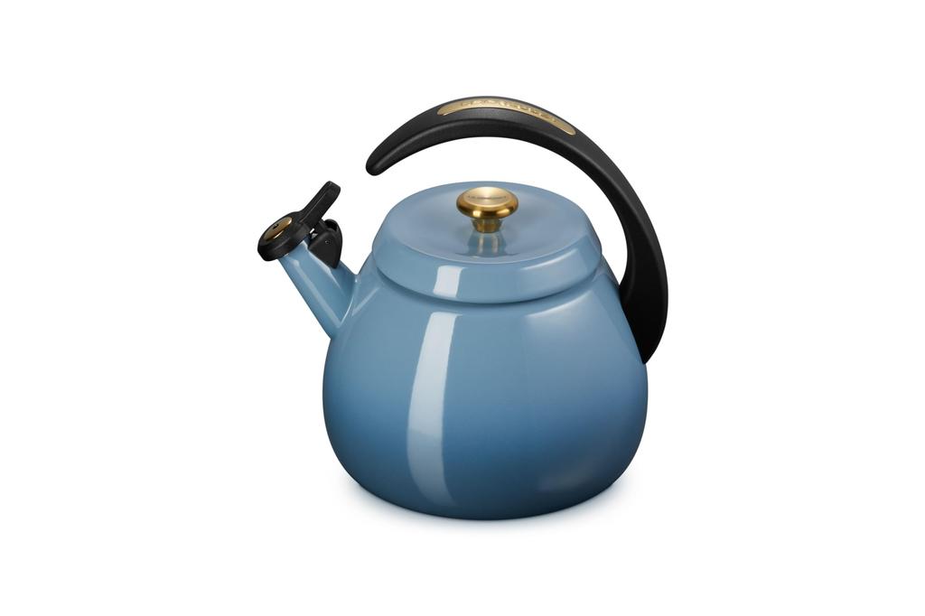 Le Creuset Cloche Chambray with Gold Gas and Induction Compatible Japanese Kettle, 2.1L, Knob, [Official Product]