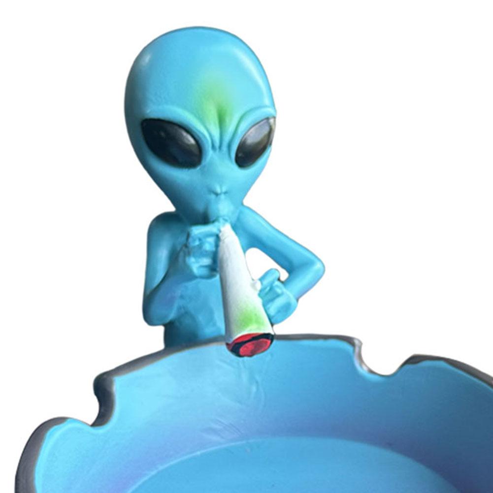 Alien Smoking Ashtray Outdoor Ash Tray Resin Ashtray Home Ashtray for Home Office Ornament Gift
