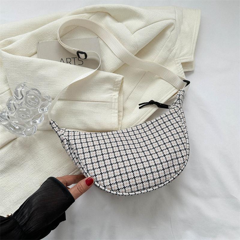 Unique Design Crossbody Bag For Women In Stylish Dumpling Shape With Versatile Colors бежевый