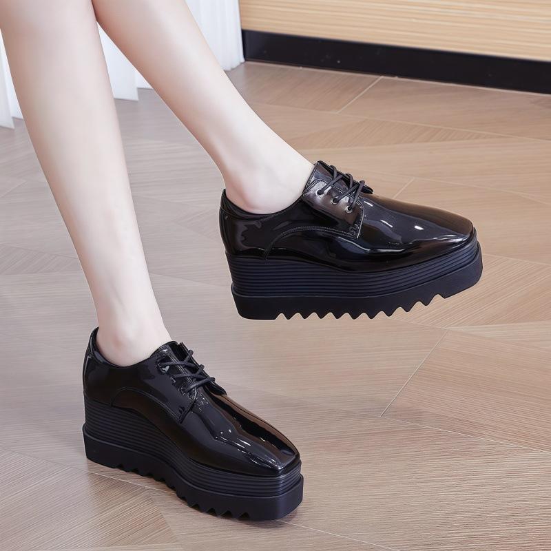 Versatile Platform Muffin Shoes 2025 Autumn British Style Square Head Patent Leather Wedge Single Women's Leisure  HZB