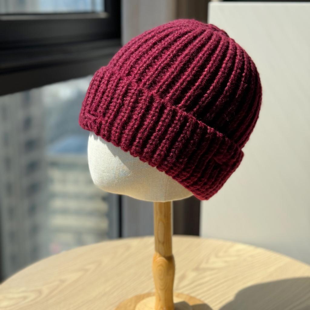 New Solid Color Big Head Hat with Holes Lazy Large Plate Pit Striped Woolen Hat Face Showing Knitted Hat Casual Hat Trendy