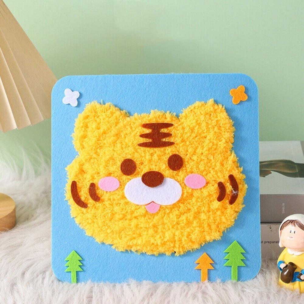 Sewing Needle and Thread Painting Cartoon Animal Felt Sewing Kit  Beginners