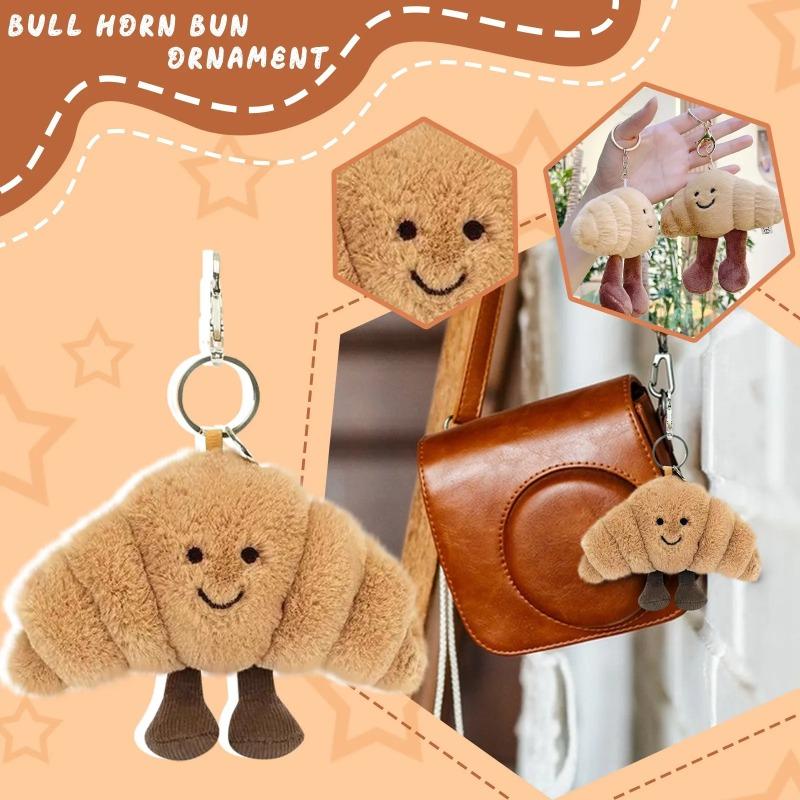 Adorable Croissant Bag Charm Keychain Perfect Novelty Gift for Food Lovers Cute Accessory for Bags and Mobile Phones