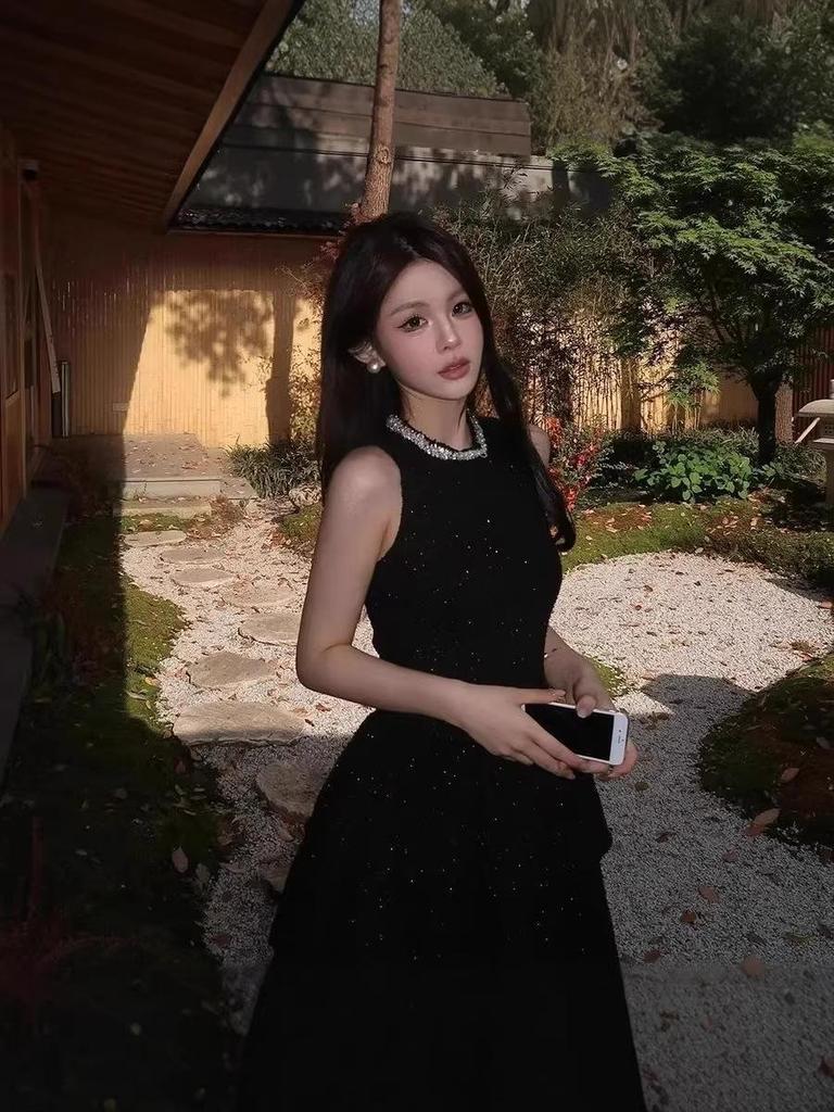 Chic Waist-Cinched French Style Little Black Dress for Women - Elegant Birthday Gift Short Skirt