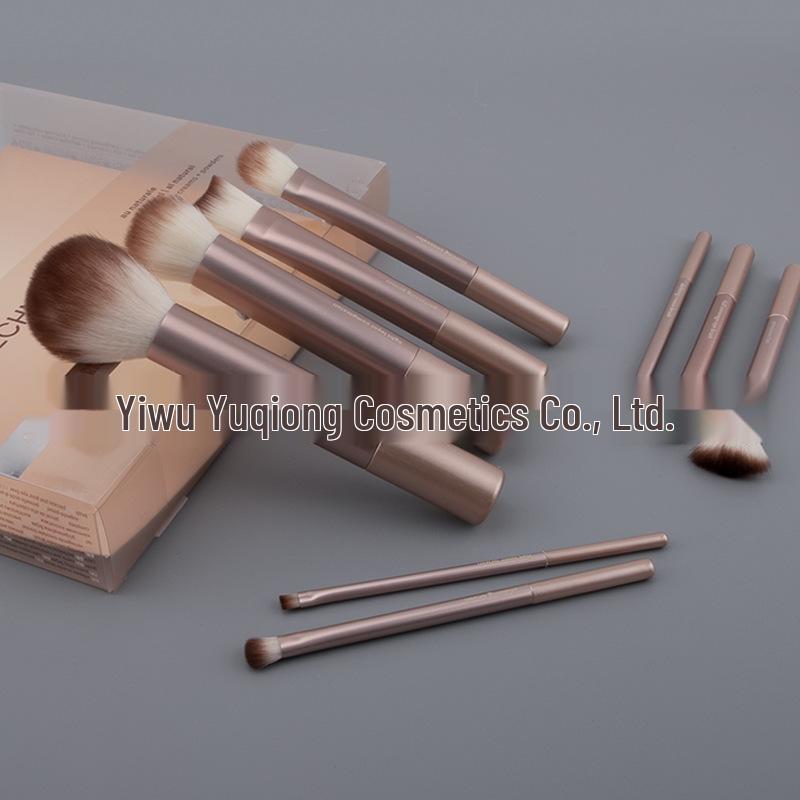 

RT 4266 Makeup Brush Set: Soft Powder, Blush, and Eyeshadow Brushes