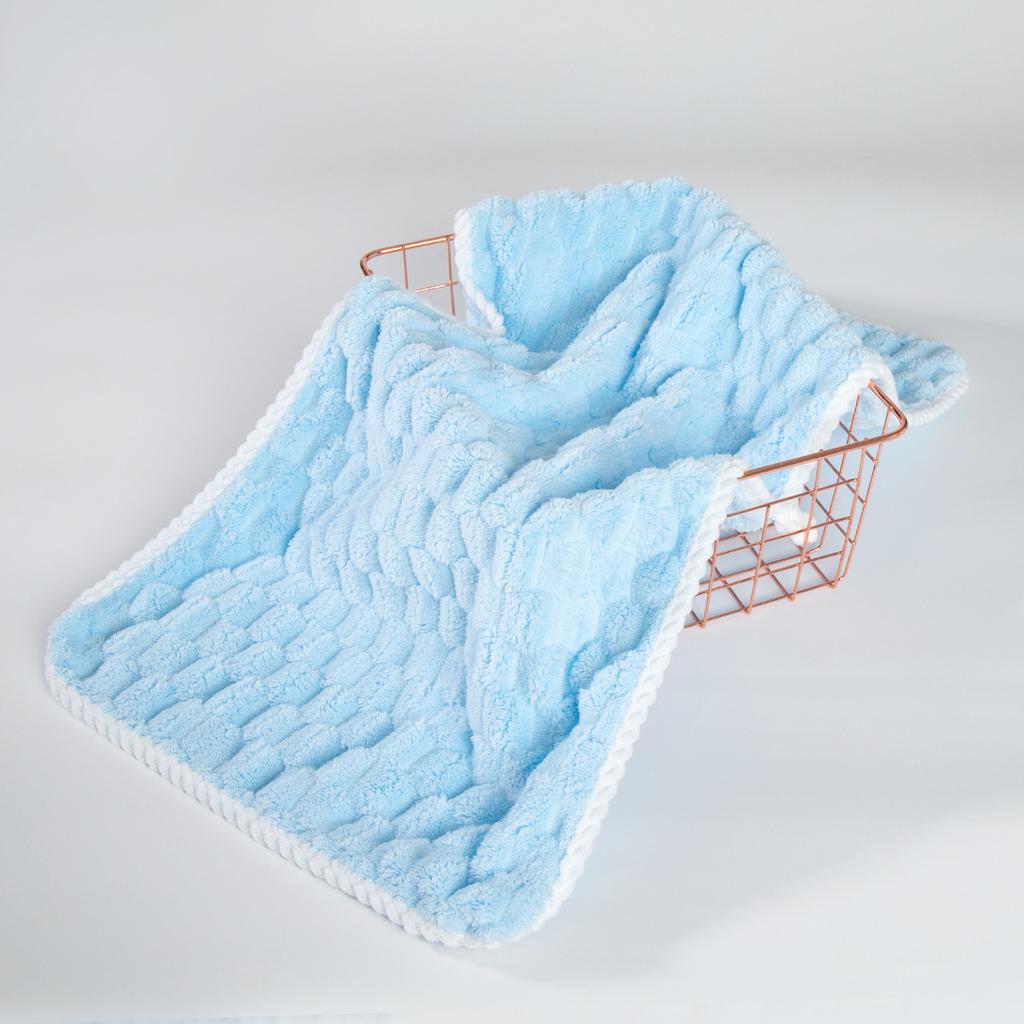 Cloud Grid, Marshmallow Coral Fleece Towel, Soft, Water-absorbing and Quick-drying, No Hair Loss Towel, Soft Household Adult Towel