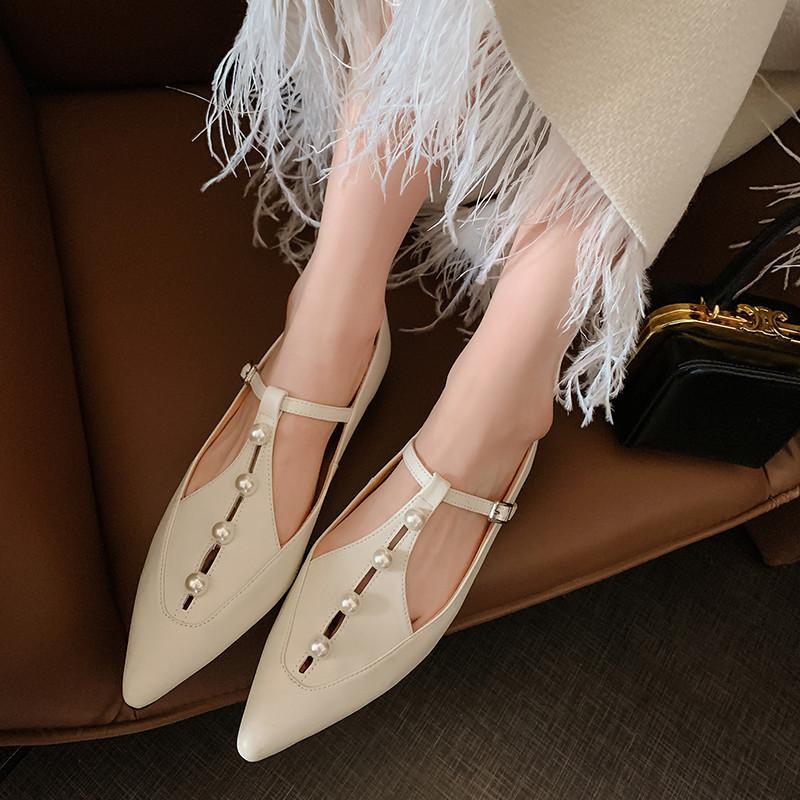 Xiaoxiangfeng Pointed Flat-bottomed Pearl Mary Jane Shoes Women's Niche Hollow Thong Belt Thick-heeled Low-heeled Shoes Single Shoes
