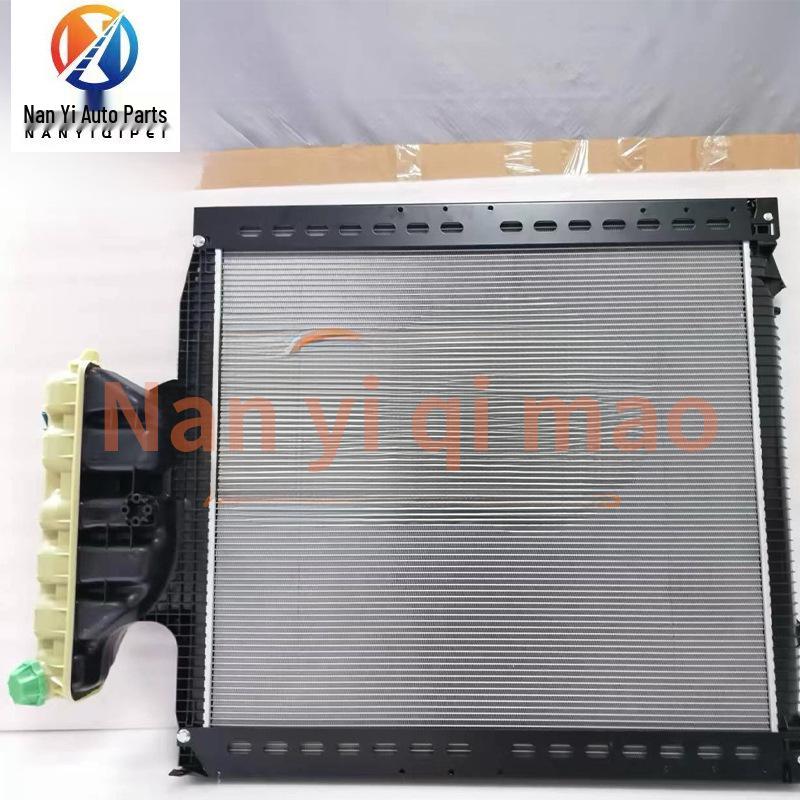 TGXTGS German Man Truck Radiator Water Tank 81061016519 8161016520