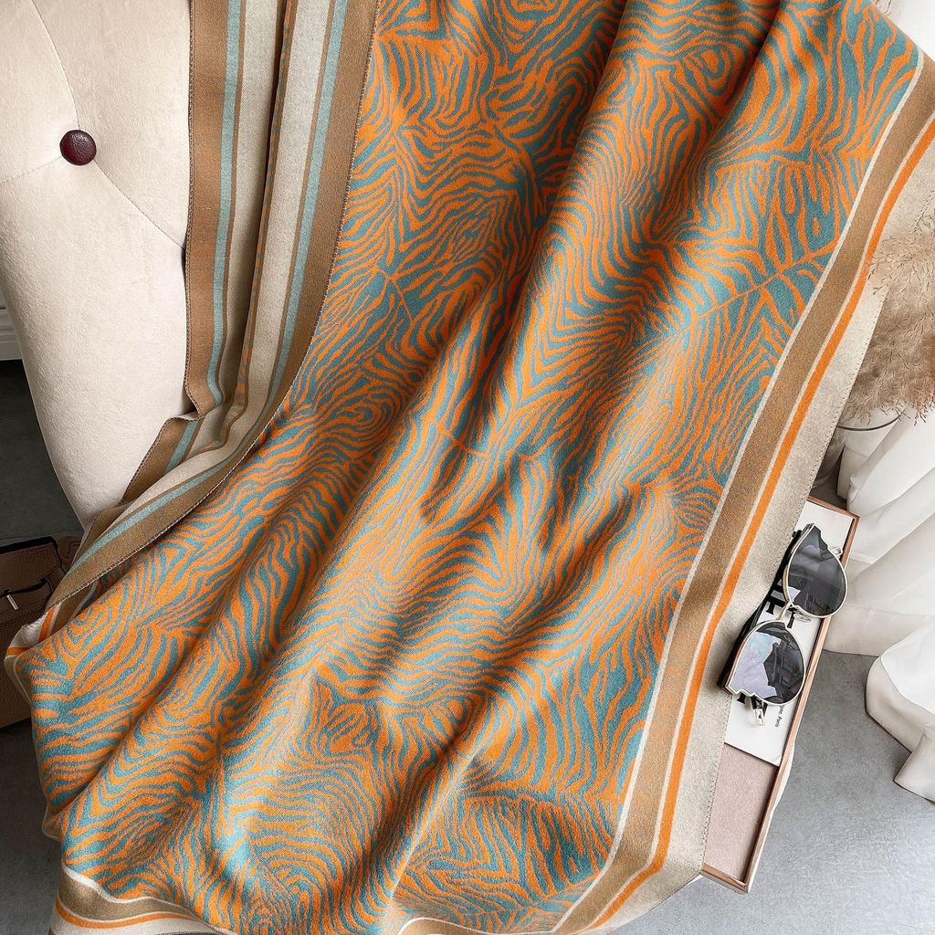 Winter Women's Scarf Luxury Design Double Sided Cashmere Feel Scarf Warm Scarf Shawl