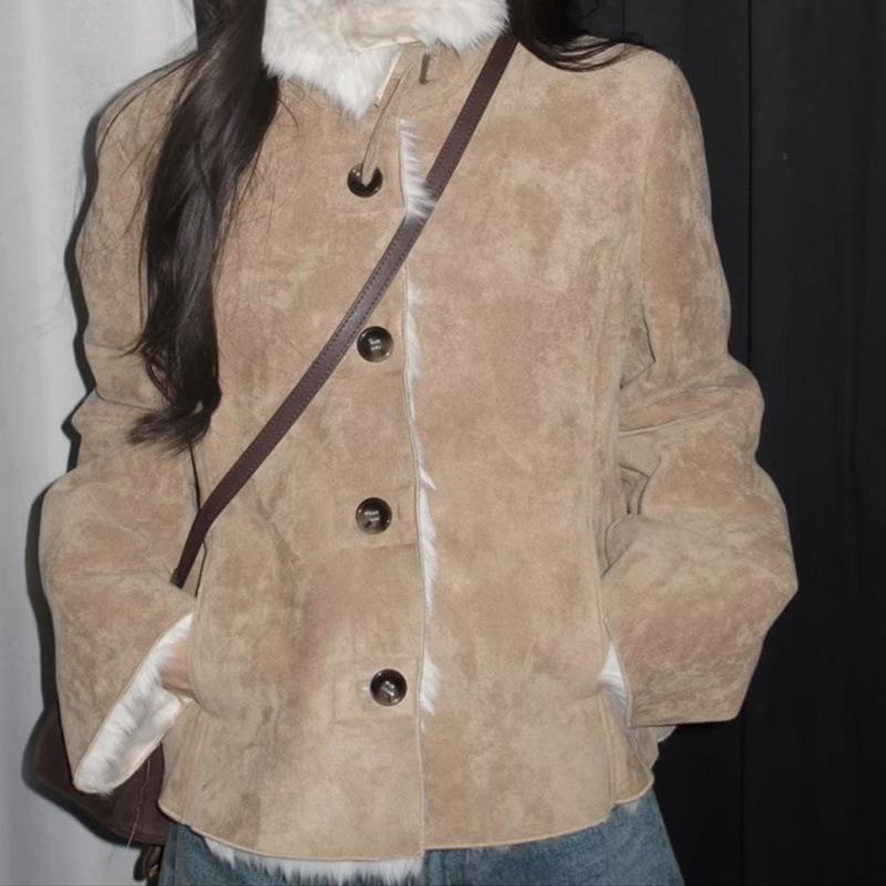 

Khaki Retro Plush Coat Women s Winter New Fur Sense Plus Velvet Padded Cotton-padded Jacket. S