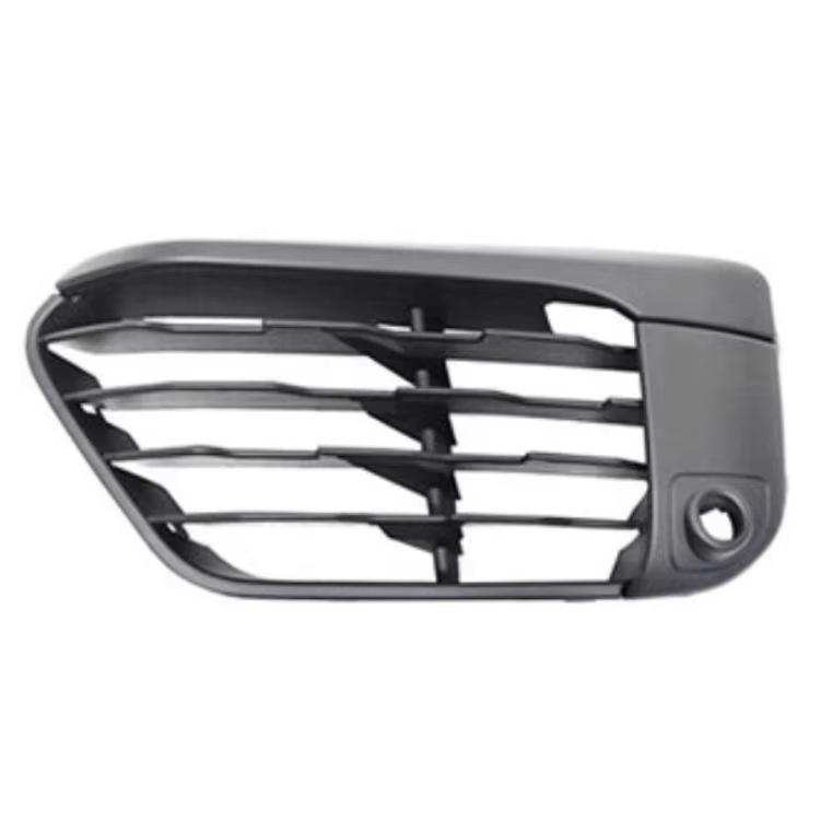 Grill Dolnego Zderzaka Przedniego BMW X1 F48 - Nr części 51117453987 i 51117453988