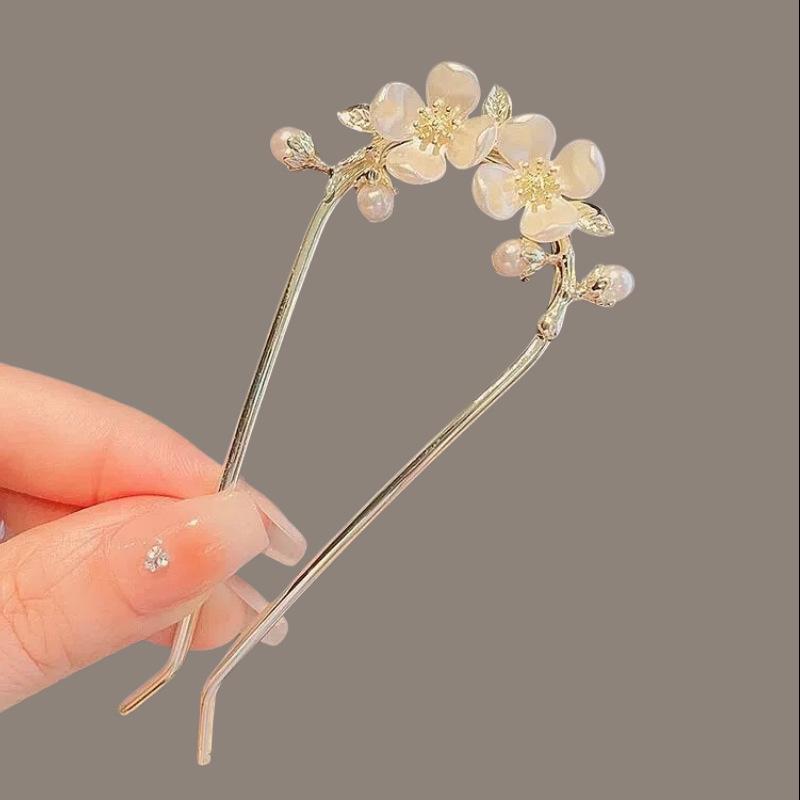 Elegant U-shaped Tassel Hairpin: Versatile Ancient Style Accessory for Updos