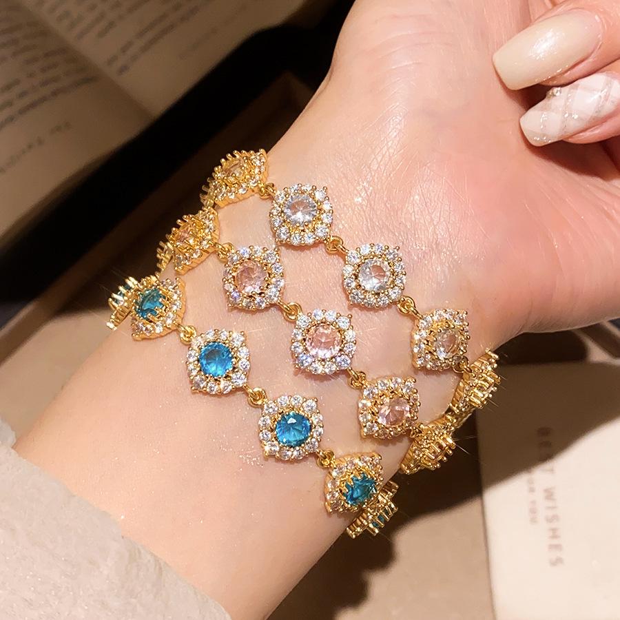 Liu Bao Multicolor Zircon Flower Bracelet – Elegant, Fashionable, Versatile Jewelry