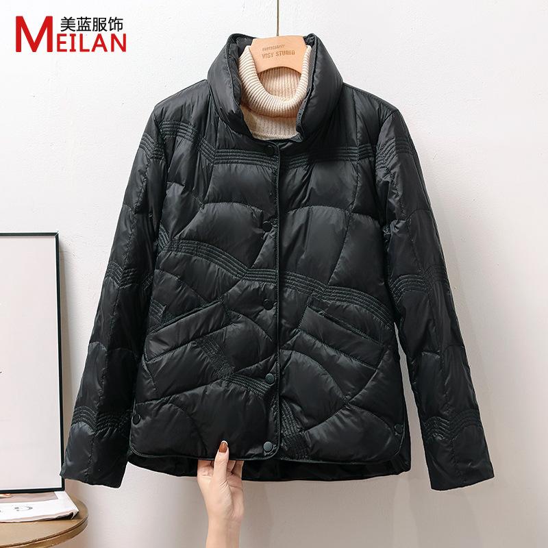 

Женская куртка пуховик Pinghu осень-зима новая короткая легкая и тонкая благоприятное облако воротник-стойка простая и популярная L чёрный