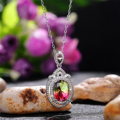 Nuova Collana con Ciondolo Ovale Carino in Zirconia Cubica per Donne Pietra Colorata Anniversario Festa Collana Bel Regalo Gioielli alla Moda