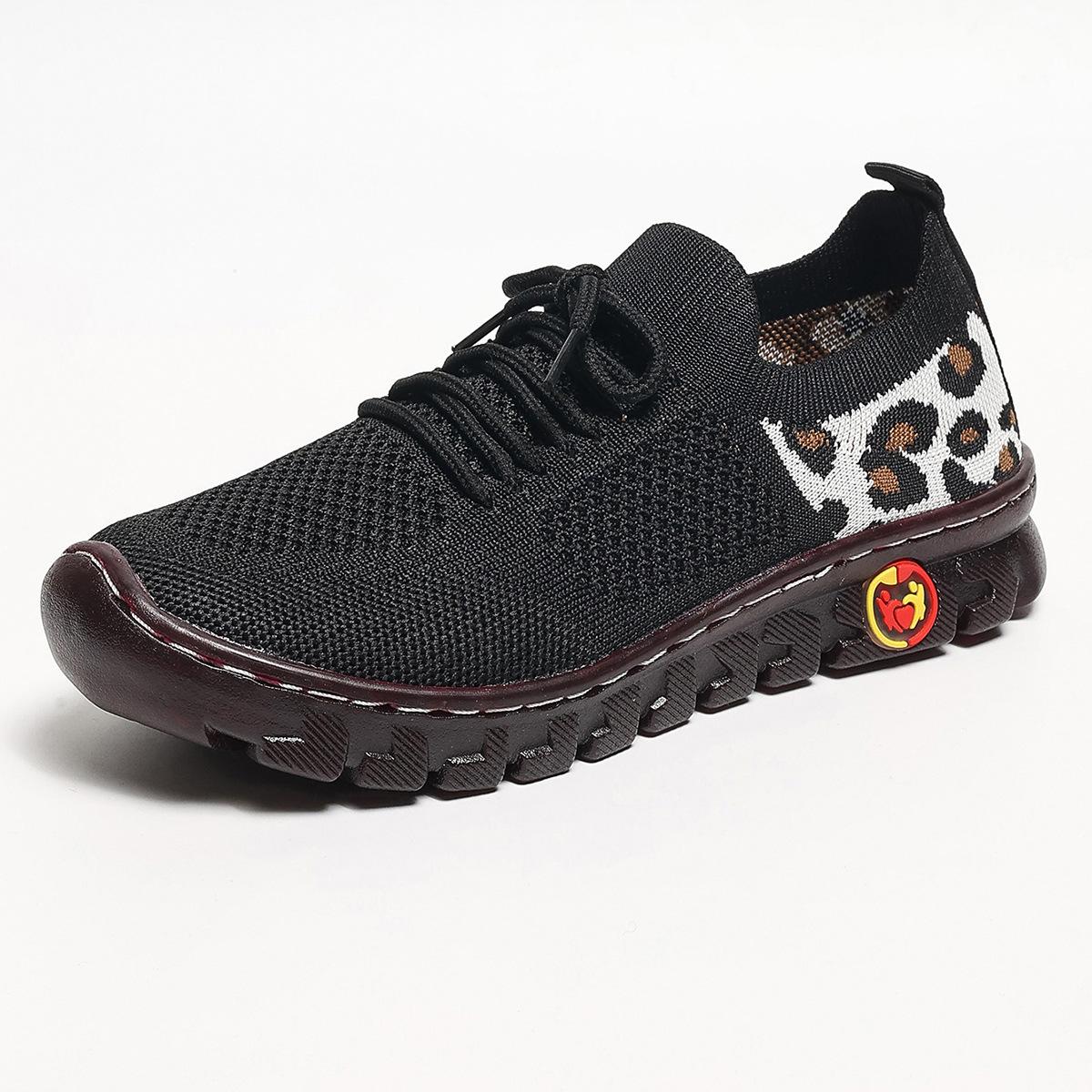 

Женские кроссовки больших размеров на плоской подошве, новинка 2024 года, дышащие легкие кроссовки с сетчатой ​​поверхностью 40