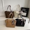 Commuter Tote Bag, A Fashionable, Versatile and High-end Single-shoulder Handbag for Women