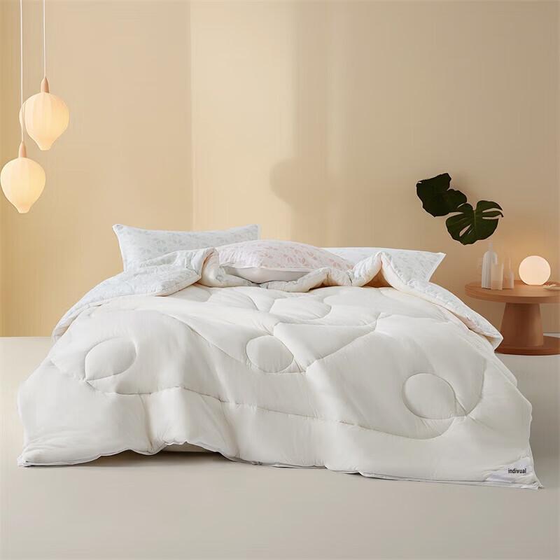 

Mercury Home Textiles All-Season Corn Fiber Quilt