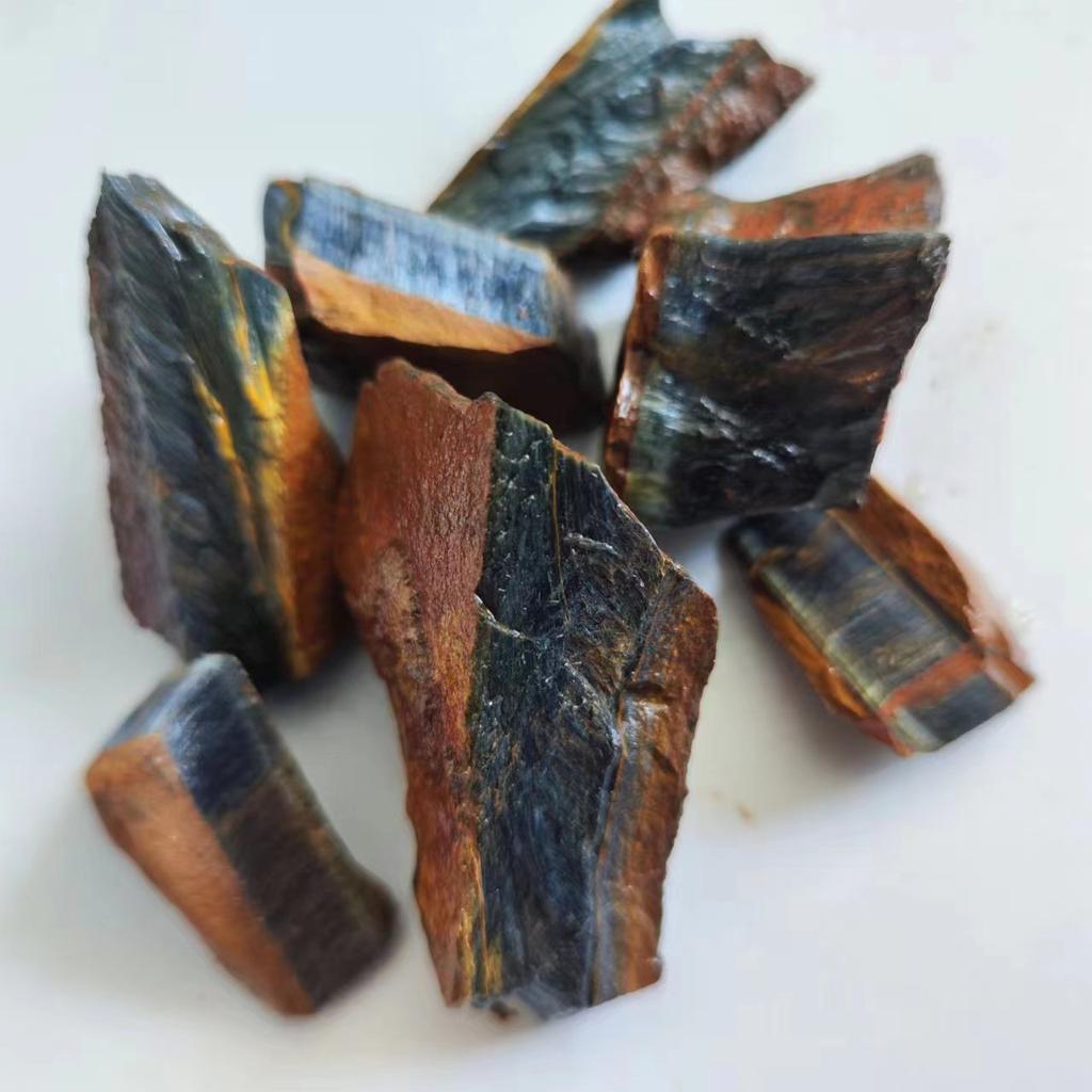 Naturalny Tygrysie Oko Surowy Kamień Surowy Kryształ Kwarcowy Reiki Uzdrawiająca Skała Mineralna Próbka Aromatycznej Dyfuzji Mineralnej Próbki