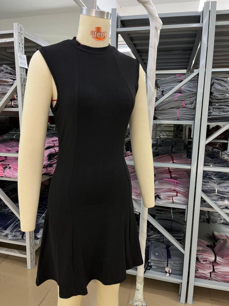 2026 European and American Style Sleeveless High Neck Slimming A-line Dress - Short, Fashionable, Versatile.