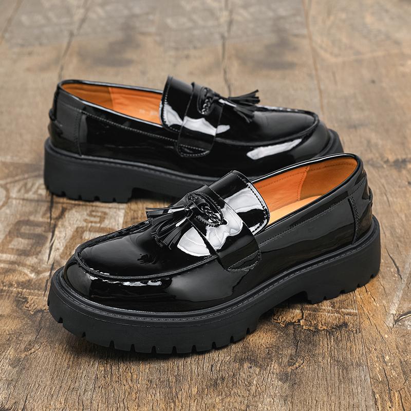 

Мужские кожаные туфли на толстой подошве и высоком каблуке, лоферы с бахромой до щиколотки, формальные деловые повседневные туфли в британском стиле 44 чёрный