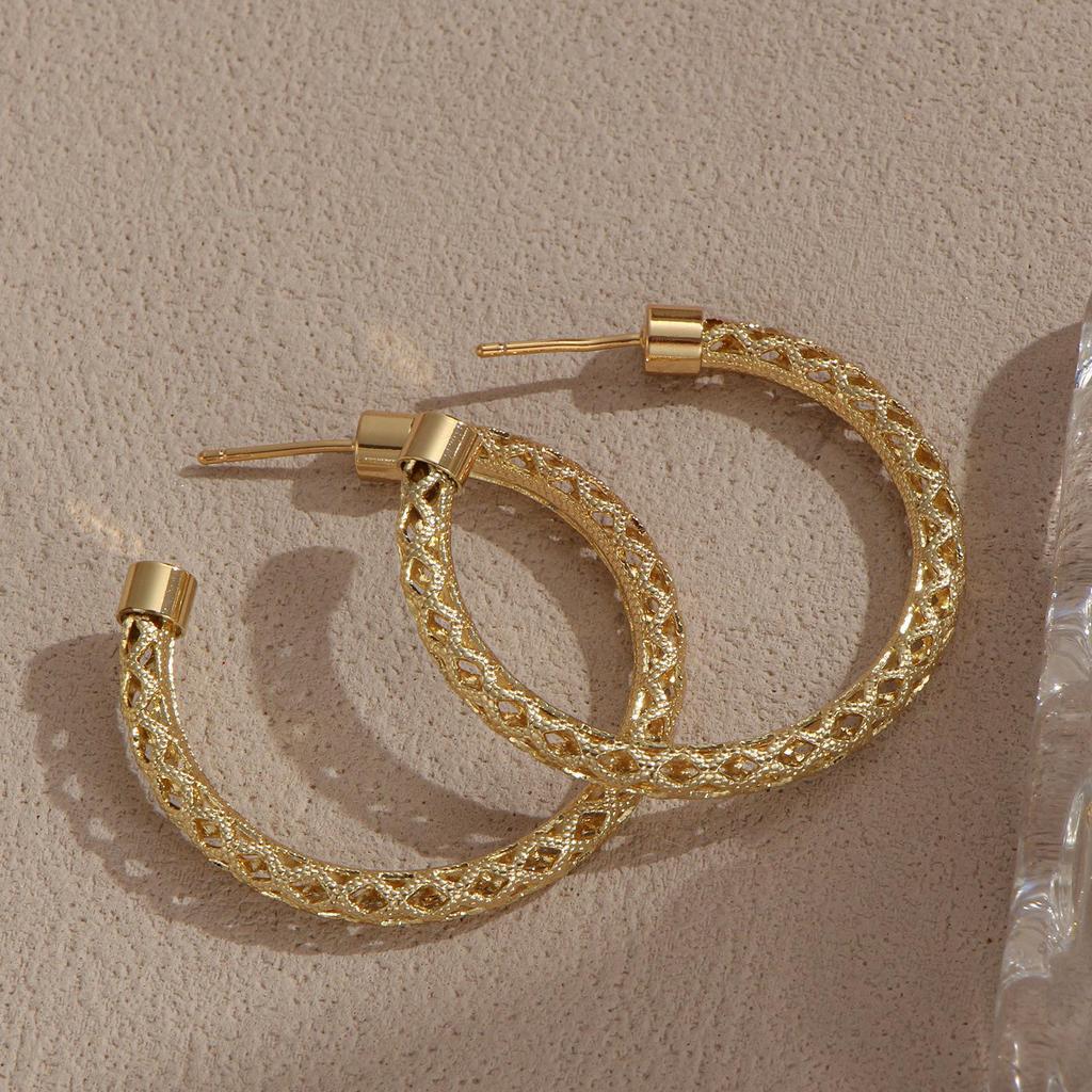 LNCHRAN Retro Golden Woven Copper C-Shaped Ear Cuff Earrings for Women