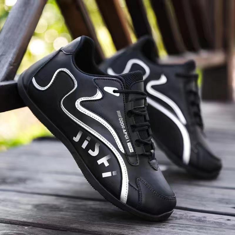 Leather waterproof dad shoes men's new trendy soft-soled travel shoes lace-up leather shoes student running shoes