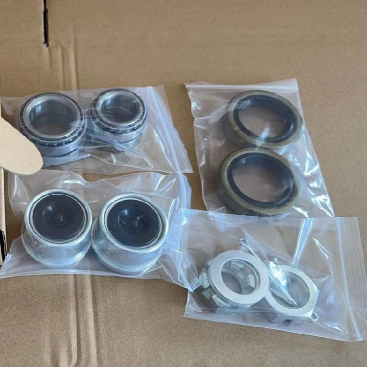 L68149 L68111 L44649 L44610 Trailer Hub Bearings Kit For 3500lbs Spindle 84Axles