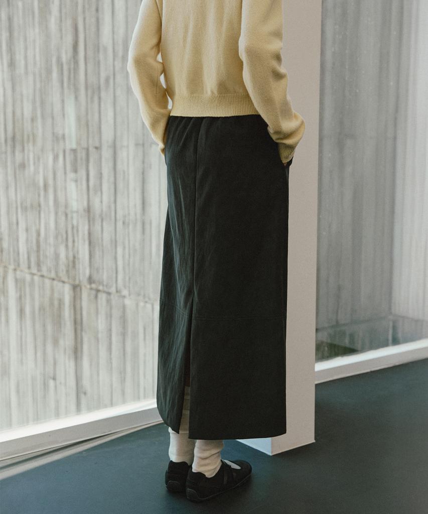 LEFTSEOUL Soft Synthetic Leather Banding Skirt [Black]