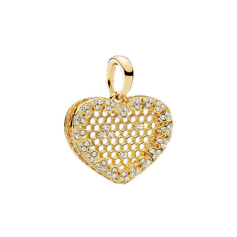 Exquisite bee honeycomb flower pattern jewelry charm pendant, suitable for original bracelet Do It Yourself jewelry making accessories
