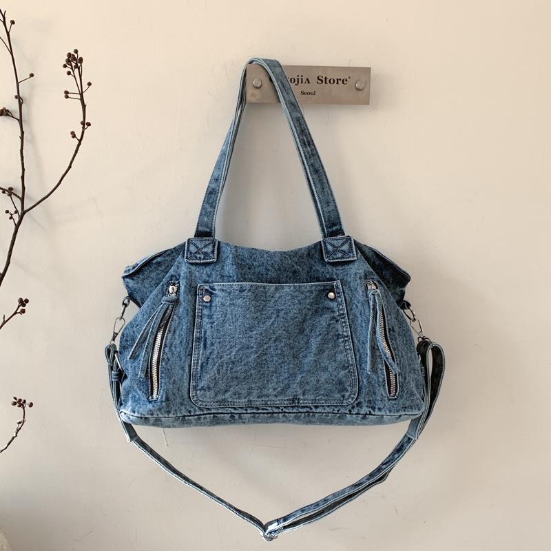 

Vintage Distressed Denim Crossbody Bag Large Capacity Retro Boho Casual and Simple Shoulder Bag for Women Commuting Bag