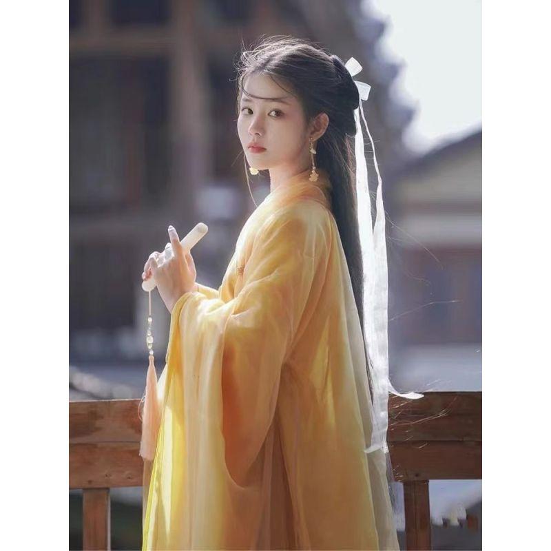 Set de rochii pentru femei în stil Hanfu, în stilul dinastiei Wei și Jin din China