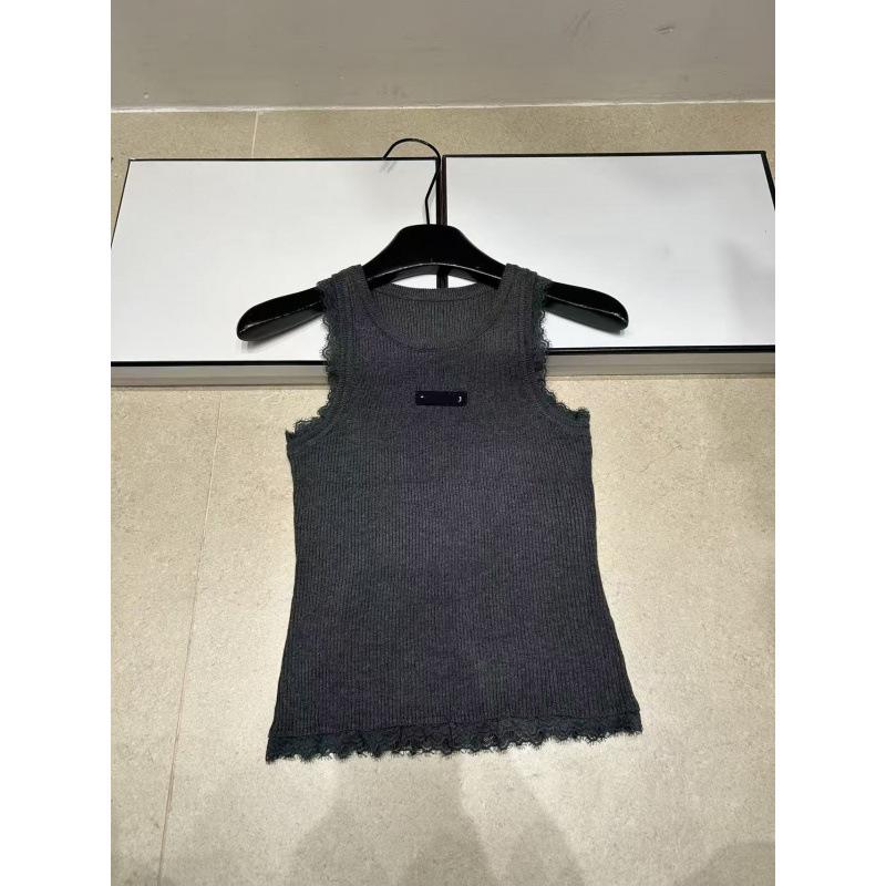 2026 Summer Lace Knit Round Neck Slimming Vest: Versatile Casual Fashion Top