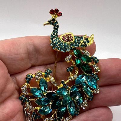 Peacock Brooch European and American High Quality Vintage Animal Brooch Cartoon Cute Gift Accessories Clothing Accessories