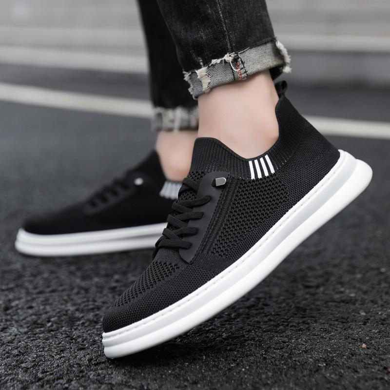 Herrenschuhe Sommer Neue Board-Schuhe Atmungsaktive Dünne Mesh-Schuhe Einschlupf Sportschuhe und Freizeitschuhe