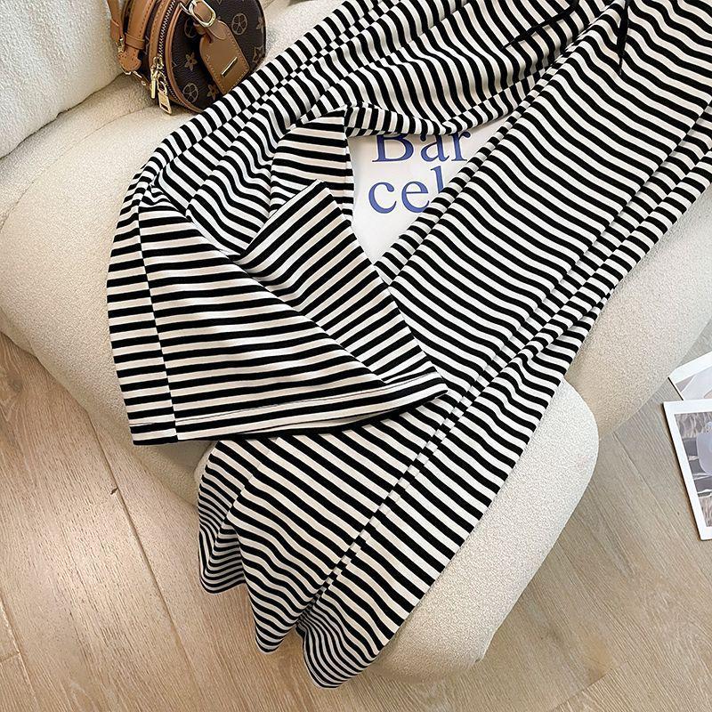 Women's Fashion Black Striped Summer Two-Piece Set: Casual Short-Sleeved Top and Wide-Leg Shorts
