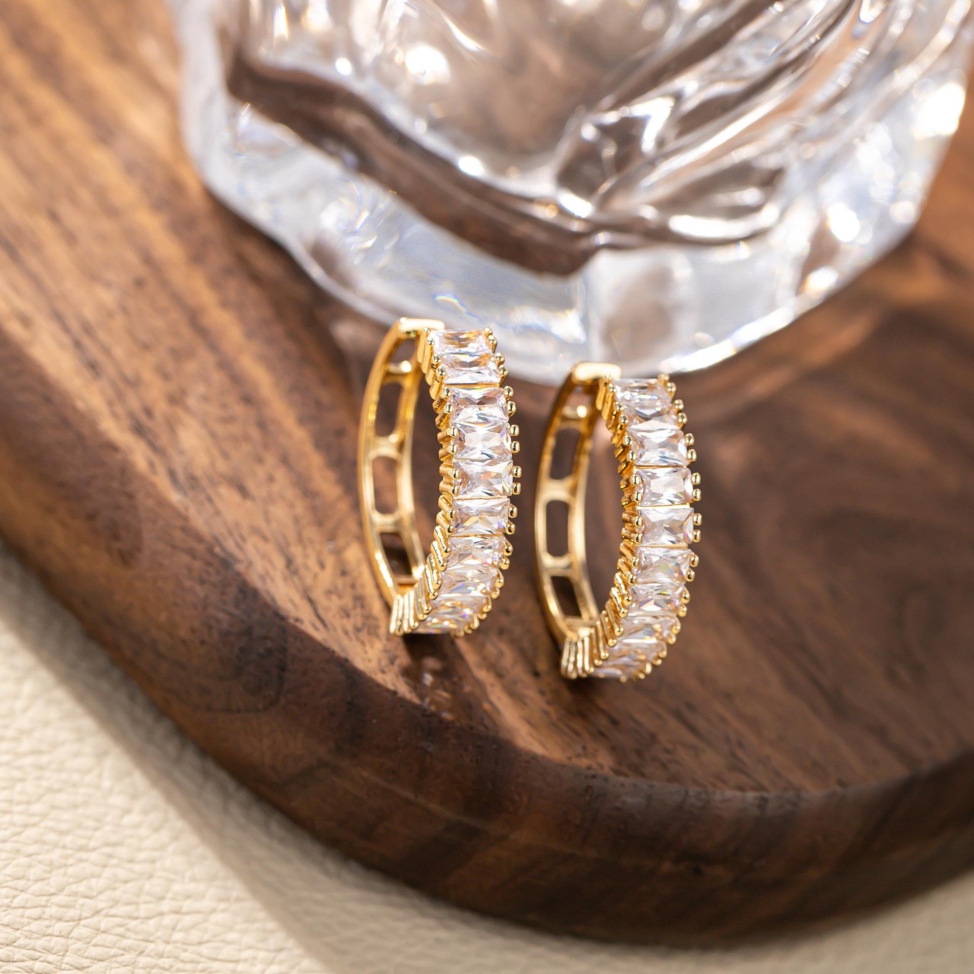 Корейская мода Zircon бирюзовые серьги-кольца формы O: Женские круглые серьги-гвоздики с микроинкрустацией для хряща