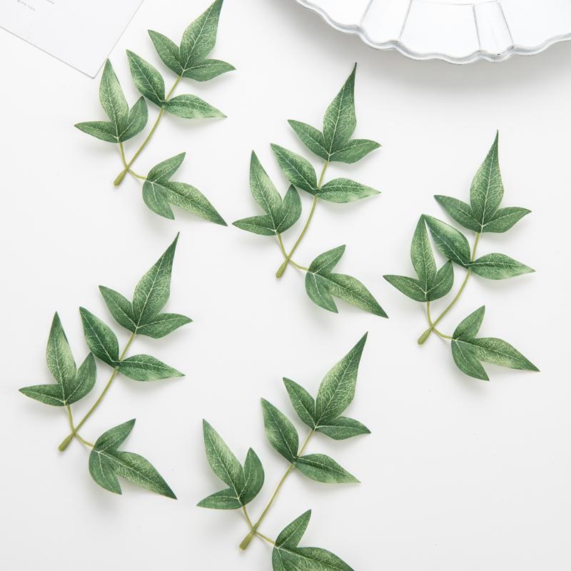 50PCS Artificial Flowers Silk Maple Leaf Christmas Decoration for Home Wedding Outdoor Garden Scrapbook Needlework Fake Plants