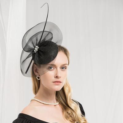 Dámský klobouk Fedoras Euro-American Banquet Jockey Club Ženy Elegantní Módní Klobouky Brzy na jaře Peří Dámská Čepice Čepice H219