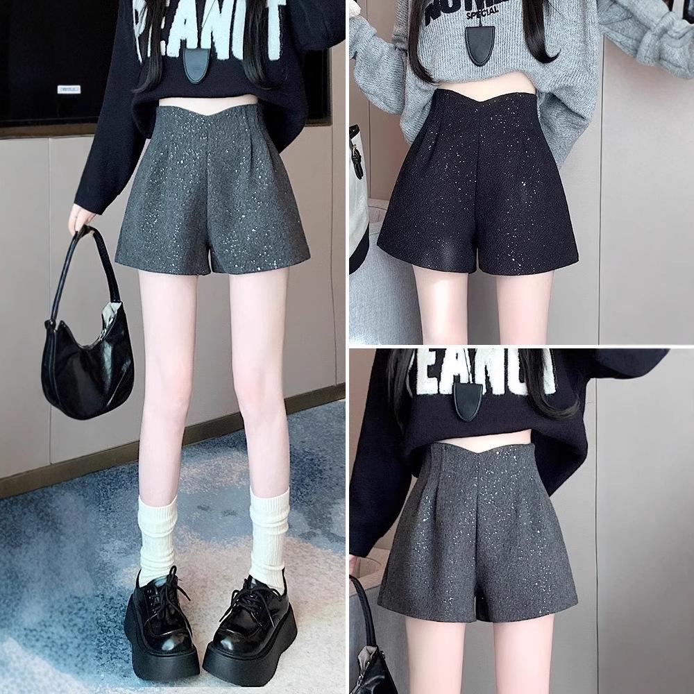 

Women s Winter 2024 Black Woolen High-Waisted Wide-Leg Bootcut Shorts S