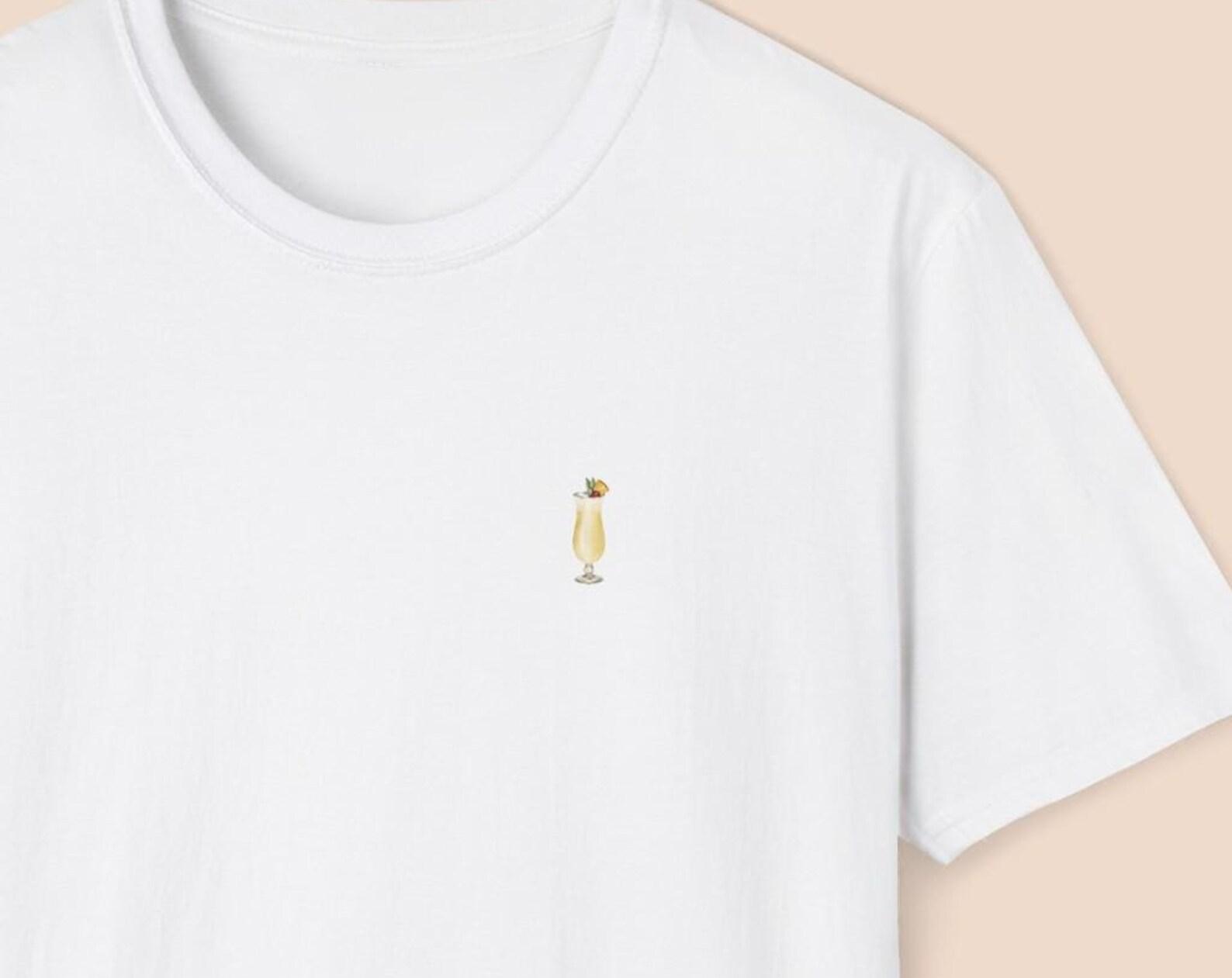 Pina Colada Shirt, Gift for Pina Colada Lover, Pina Colada Art Print, Cocktail Gift Shirt, Funny Alcohol Shirt, Summer Cocktail Party Vibe S