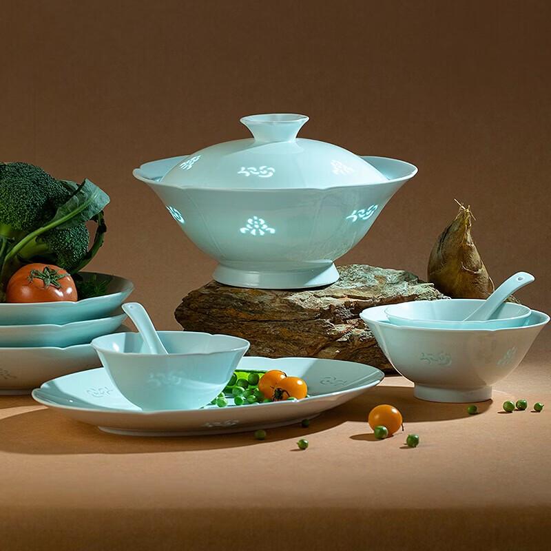 Jingdezhen Linglong Porcelain Dinnerware Set