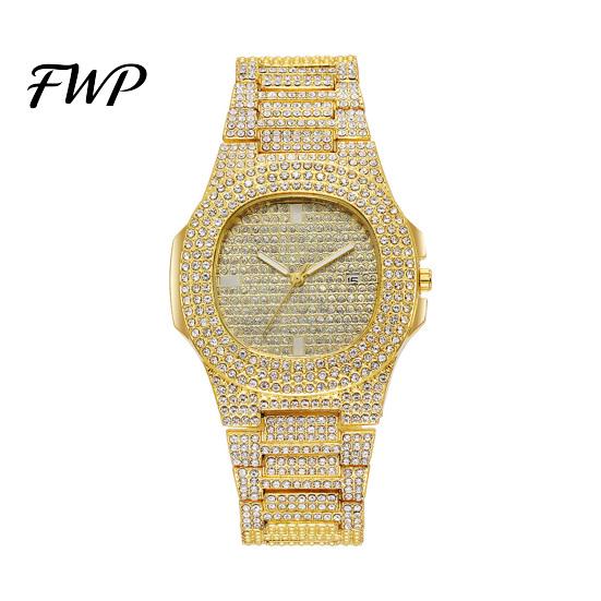 Sparkling Rhinestone Watch Quartz with Full Diamond Bezel And Dial High Eye-catching Wristwatch Accuracy Trendy Hip-Hop Style for Daily Party