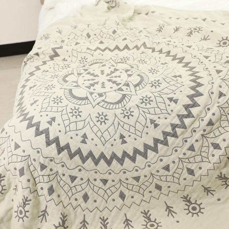 New Muslin Blanket Bed Sofa Travel Breathable Chic Mandala Big Soft Blanket