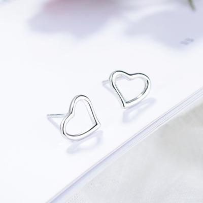 S925 Sterling Silver Young Girl Heart-Shaped Stud Earrings Korean Simple and Sweet Love Heart Earrings Student All-Match Accessories
