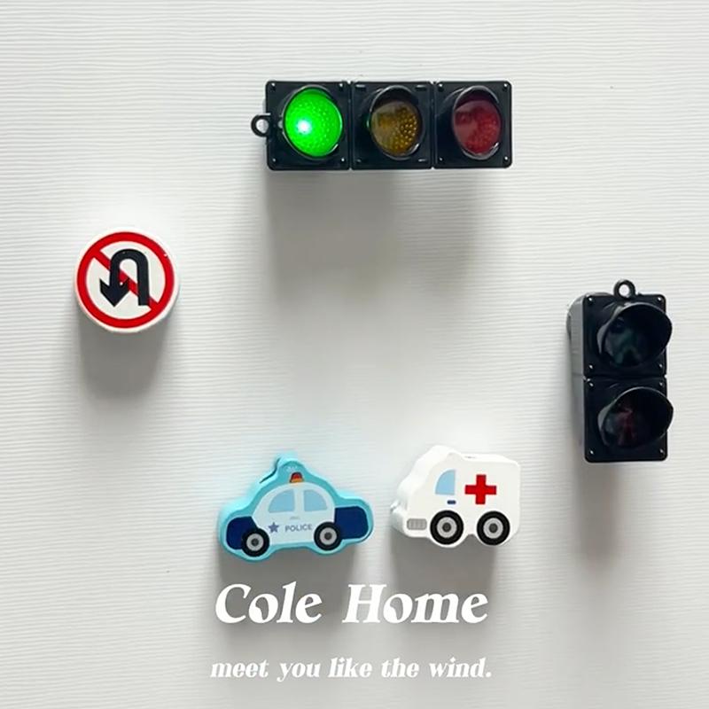 New Traffic Light Magnetic Refrigerator Stickers Traffic Toy Pedestrian Light Creative Magnetic Decoration Accessories